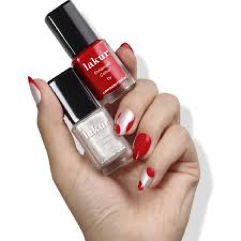 LONDONTOWN INC. Frosted Berries Nail Lakur Duo. Great for stocking stuffers!